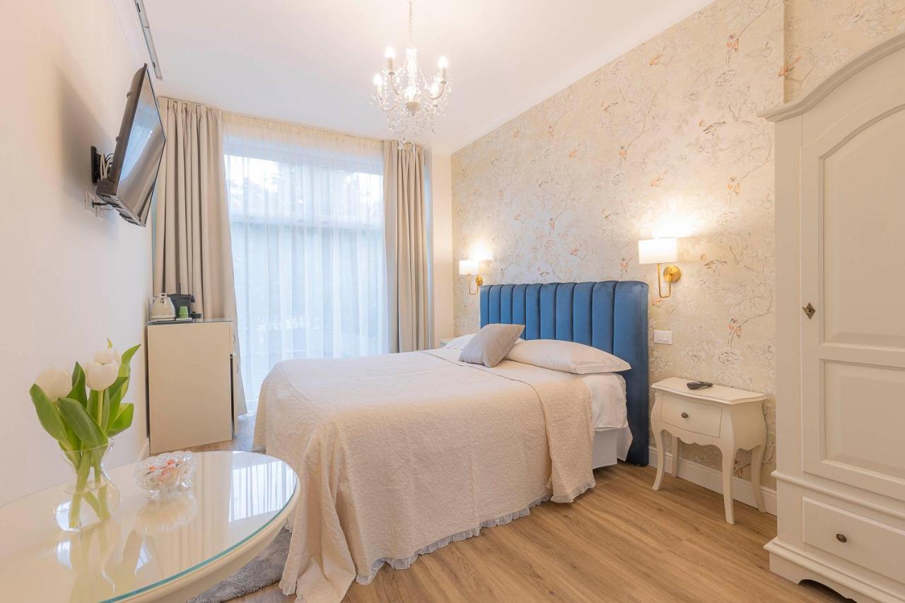 Crys: Rooms, Holiday, Business Verona Eksteriør billede